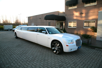 Een ritje op stand via een limousine huren in Utrecht